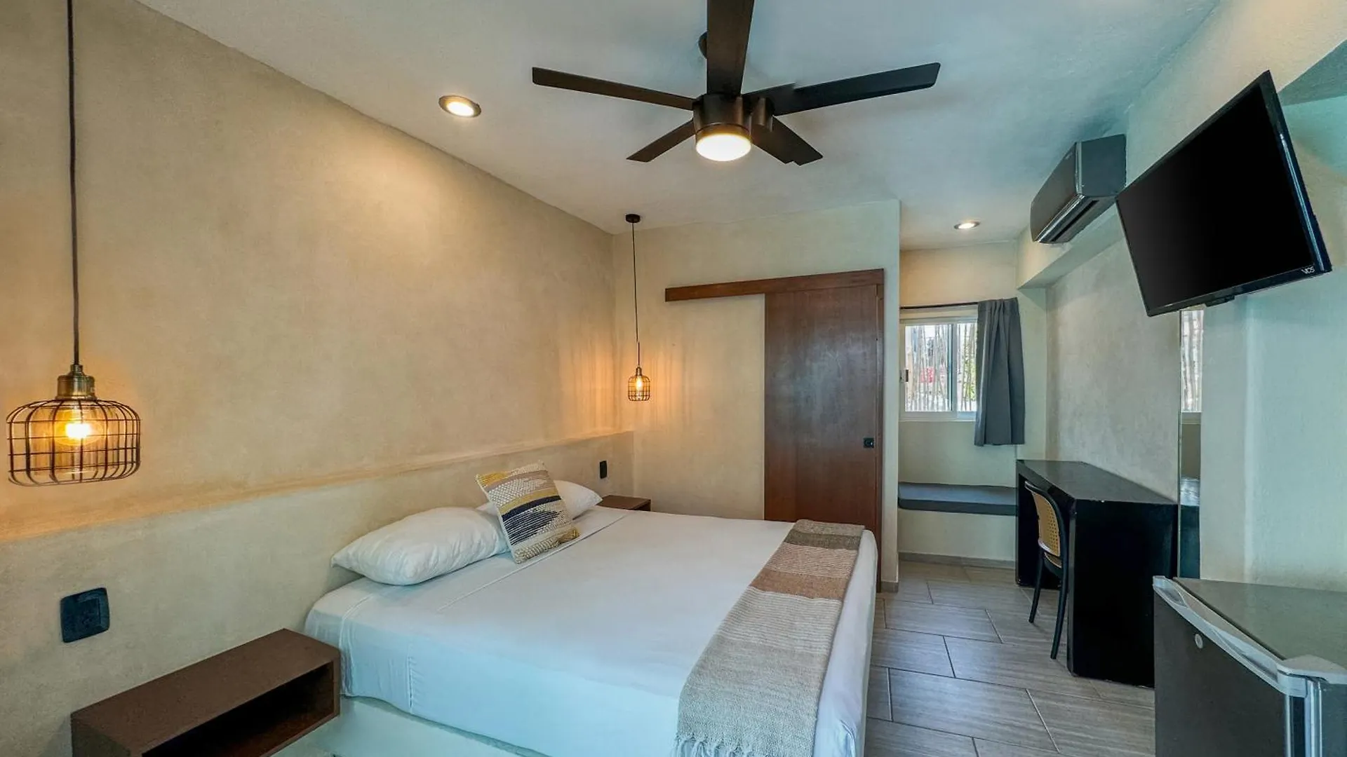 Hotel Caracol Isla Mujeres